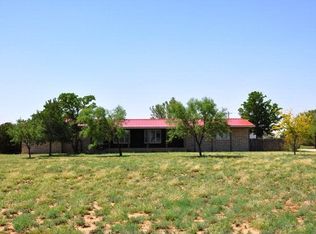 6450 Foster Rd, Ropesville, TX 79358