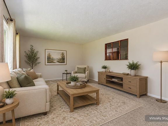 3rd image of 1496 E Jordan Dr