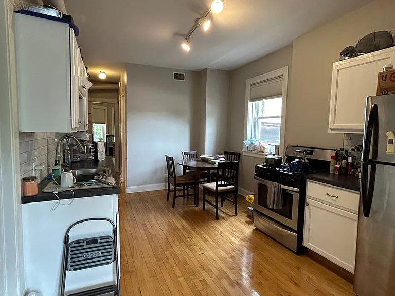 1410 W Ohio St #2 — Photo 4