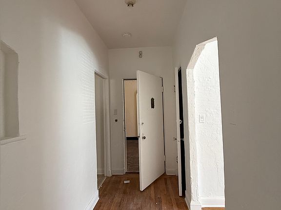 5th image of 1429 Leavenworth St APT 101