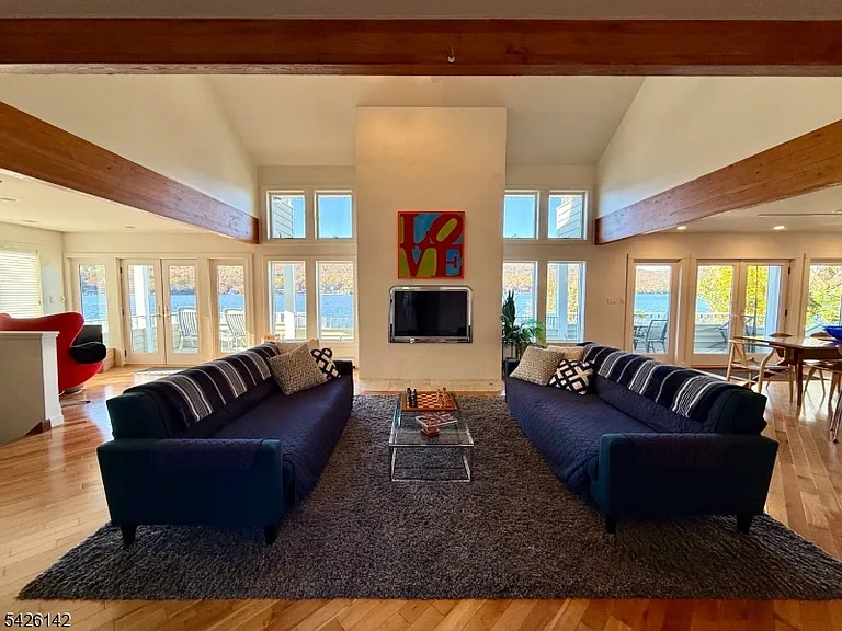 73 Forest Lake Dr — Photo 10