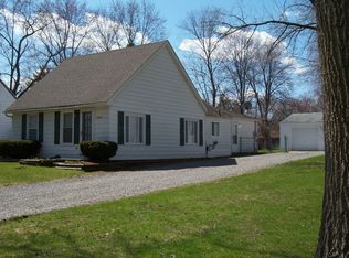 18845 Pershing St, Livonia, MI 48152