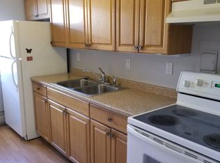 13789 Cedar Rd Unit 300, Cleveland, OH 44118