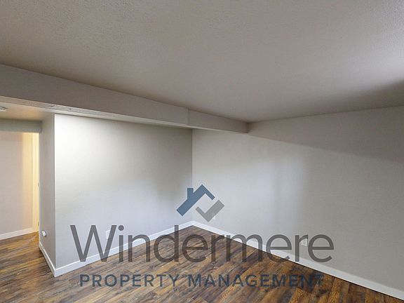 4th image of 1813 Pleasant St APT B
