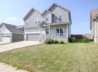 1077 Charles Thomas Dr, Clarksville, TN 37042