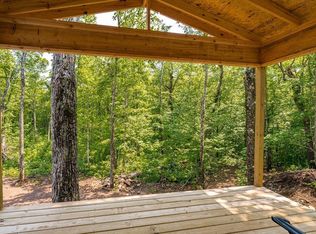 8271 Blackwoods Dr, Finland, MN 55603