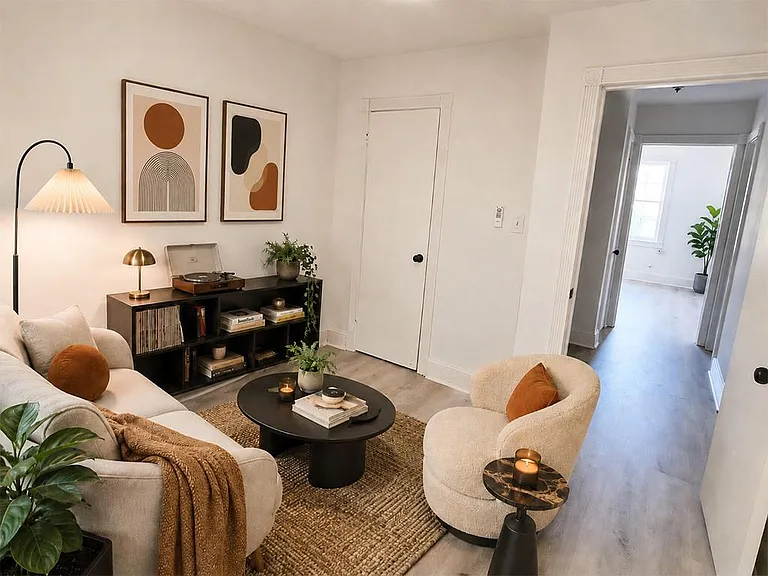 3360 Club Dr #C — Photo 15