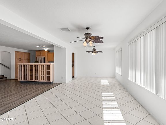 3rd image of 1021 Avondale Dr