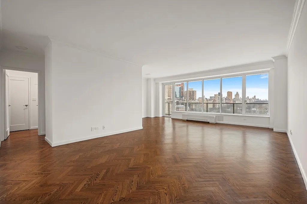 210 Central Park South — Photo 4