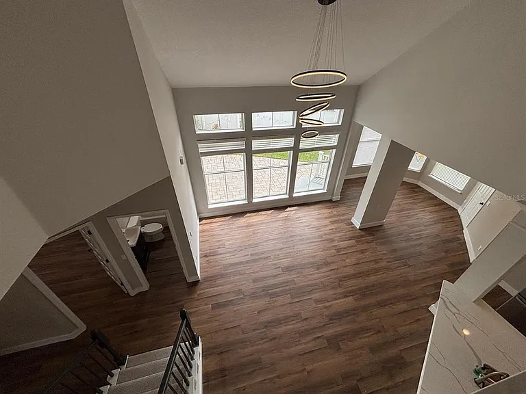 903 Yew Ct — Photo 26
