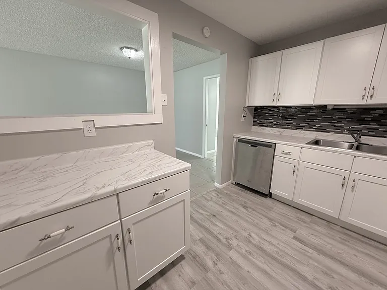 3451 Seven Springs Blvd — Photo 14