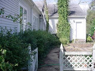 2nd image of 420 Dale St