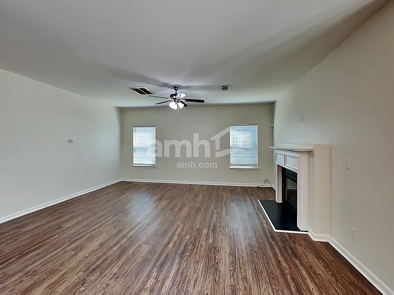 729 Rolling Downs Dr — Photo 7