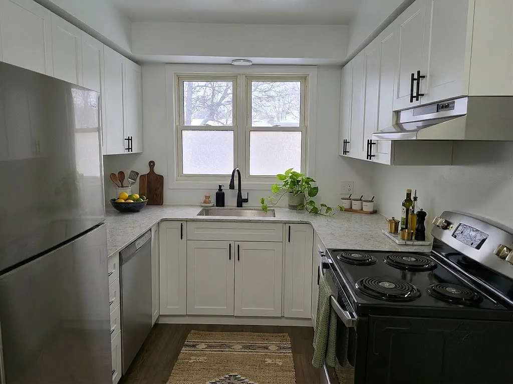 1 bed, $1,295 — Photo 3
