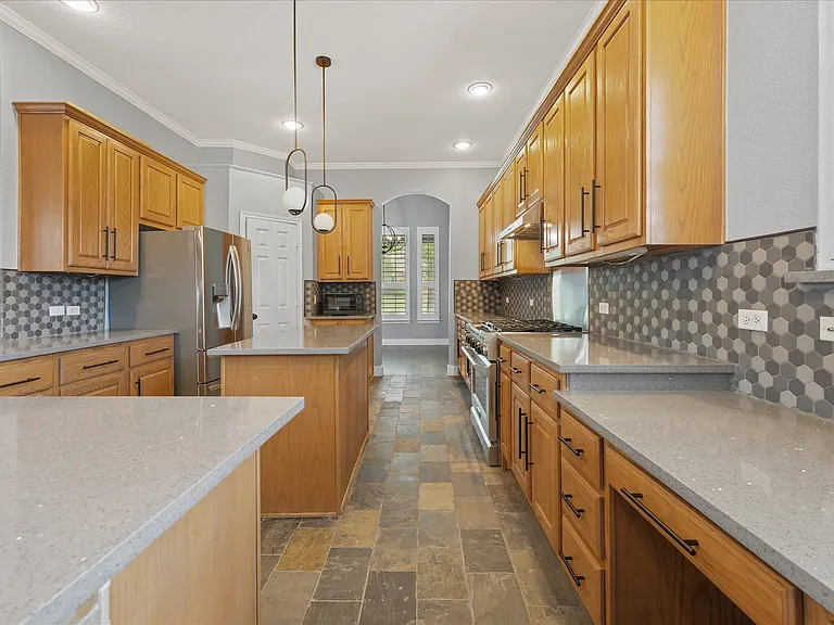 1535 Redeemer Rd — Photo 27