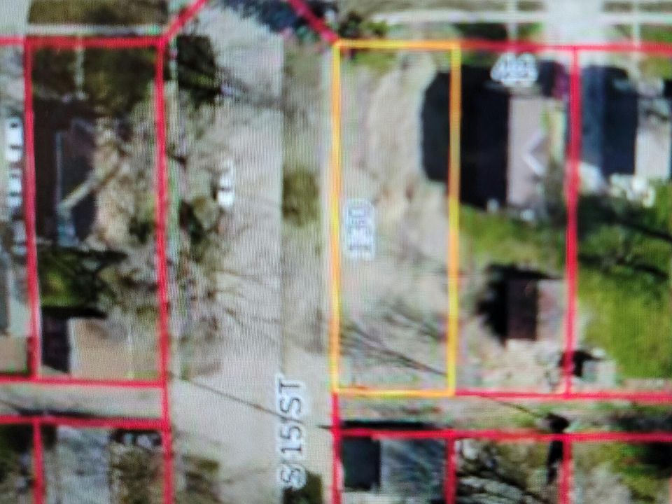 1st image of 1427 2nd Ave