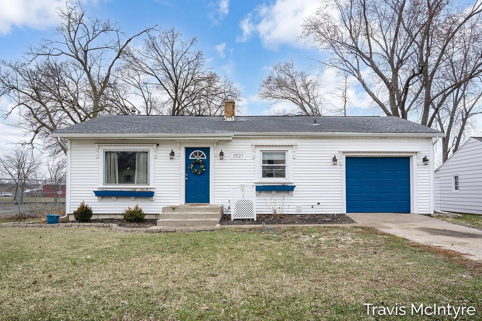 3521 Marine St SW photo 1