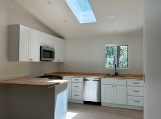 1257 E Hillcrest Dr #C, Thousand Oaks, CA 91362