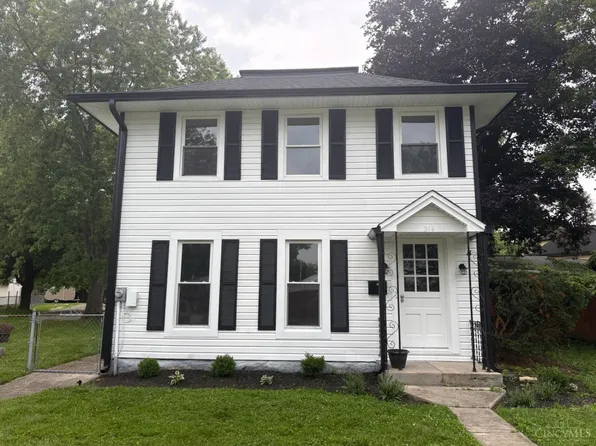 214 Columbus Ave, Lebanon, OH 45036