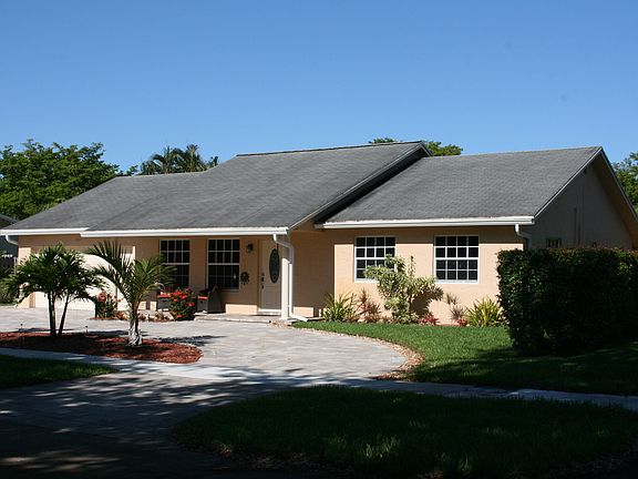 2nd image of 5015 SW 104th Ave