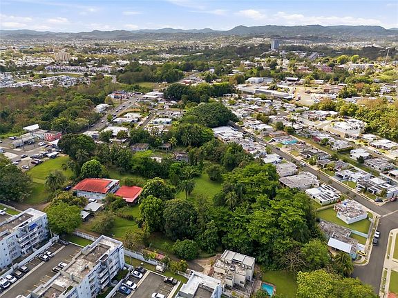 3rd image of 862 Street