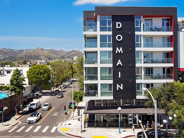 Domain Weho — Photo 22