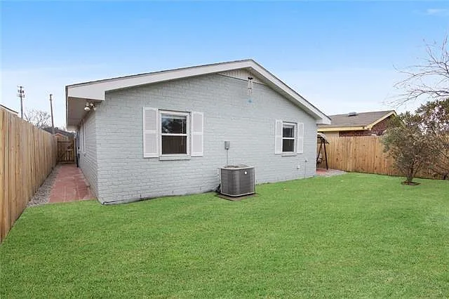 14585 Tilbury Rd — Photo 13