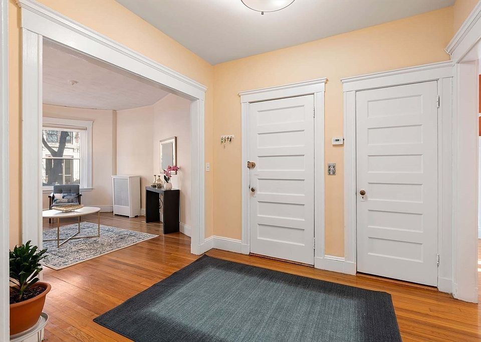 76 Parkman St #1, Brookline, MA 02446 | Zillow