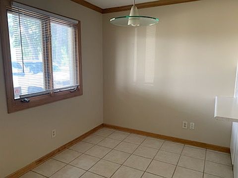 4th image of 3120 Parker Dr