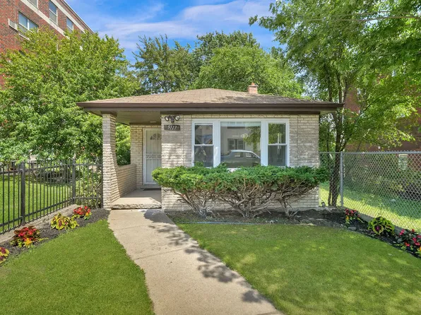 9117 S Brandon Ave, Chicago, IL 60617