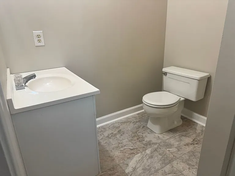 744 Crescent Dr #3 — Photo 12