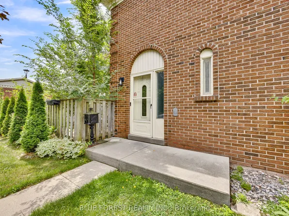 408 Homestead Ct #28, London, ON N6G 2E9