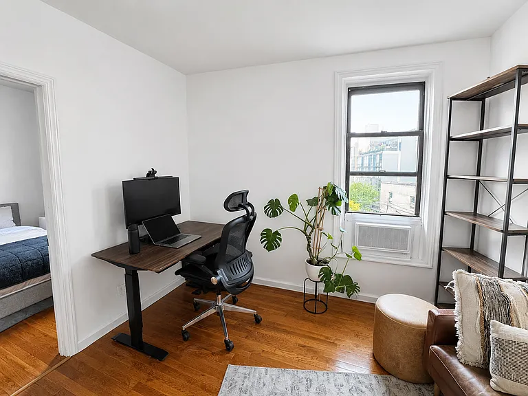 644 Driggs Ave #6 — Photo 5