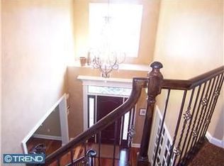 4 Bentley Ct, Voorhees, NJ 08043