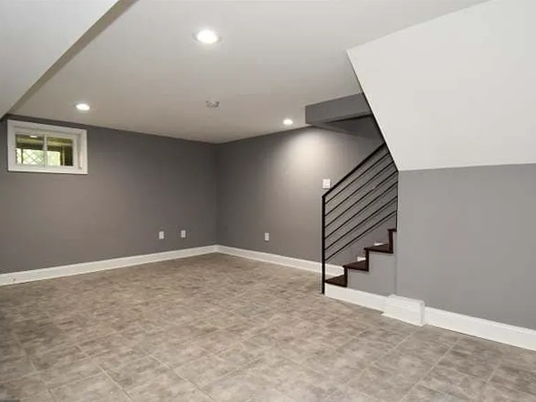 1373 Downing St NE — Photo 14