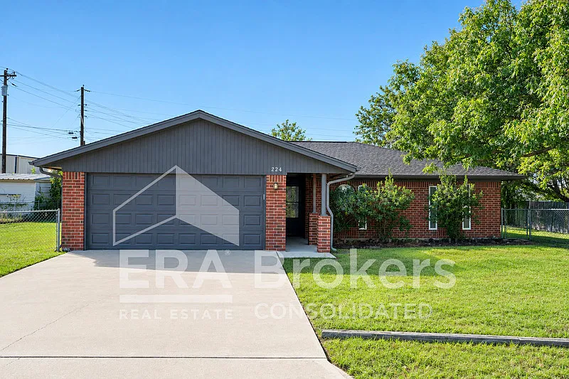 224 Brandy Loop
