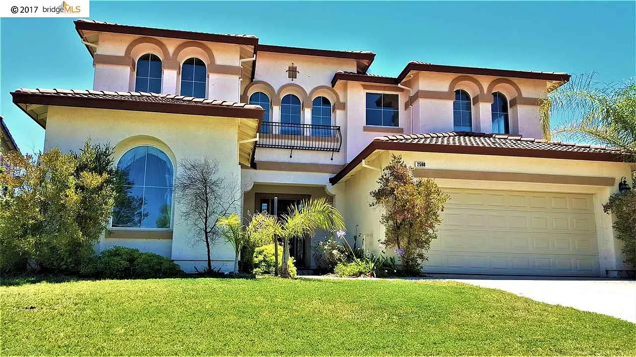 2500 Winged Foot Rd photo 1