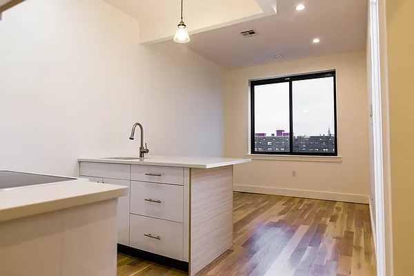 Rented by Nooklyn NYC LLC | media 66