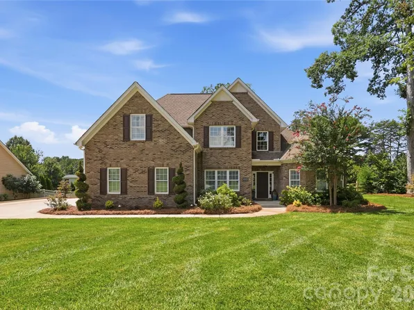 304 Stutts Rd #451, Mooresville, NC 28117