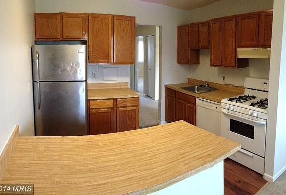 3rd image of 5027 Green Mountain Cir Unit 5