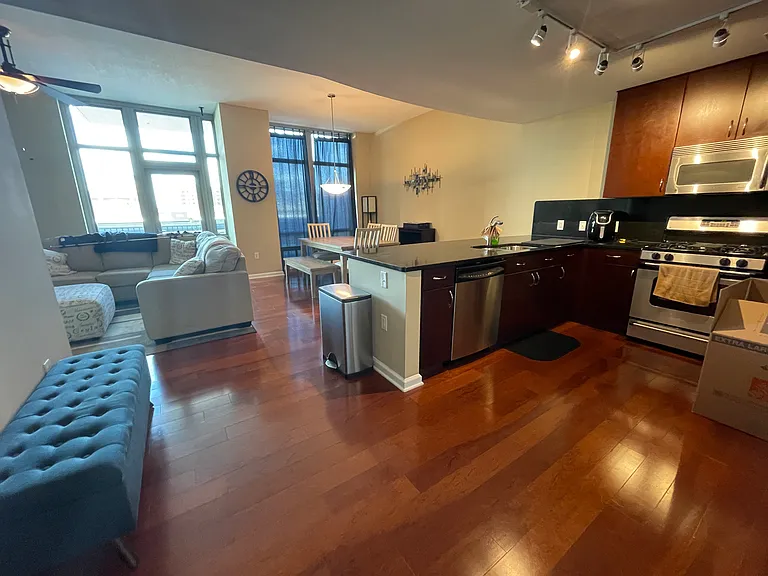 4909 Laclede Ave #705 — Photo 6