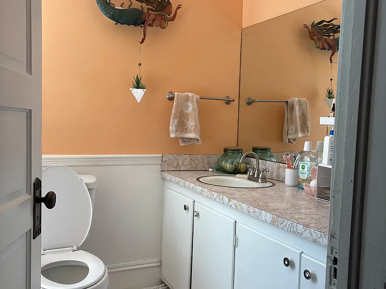 1522 Spencer Ave — Photo 15