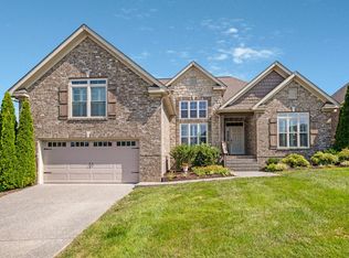 4005 Madrid Dr, Spring Hill, TN 37174