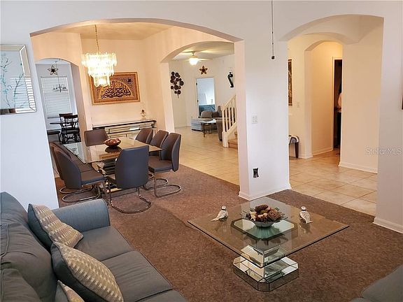 2nd image of 10455 Canary Isle Dr