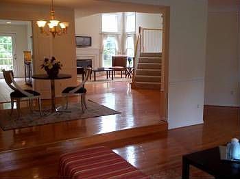 2nd image of 14 Bloomingdale Ct