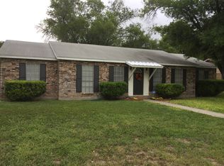 614 Farrel Cres, Uvalde, TX 78801