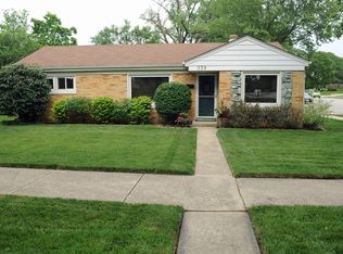 339 S Park St, Westmont, IL