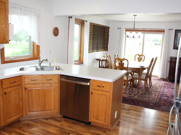 1205 Wendover St, Isanti, MN 55040