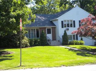 1 Heidt Ave, Middletown, NY 10940