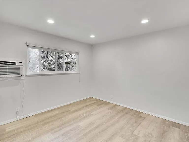 131 Cerrito Avenue — Photo 14